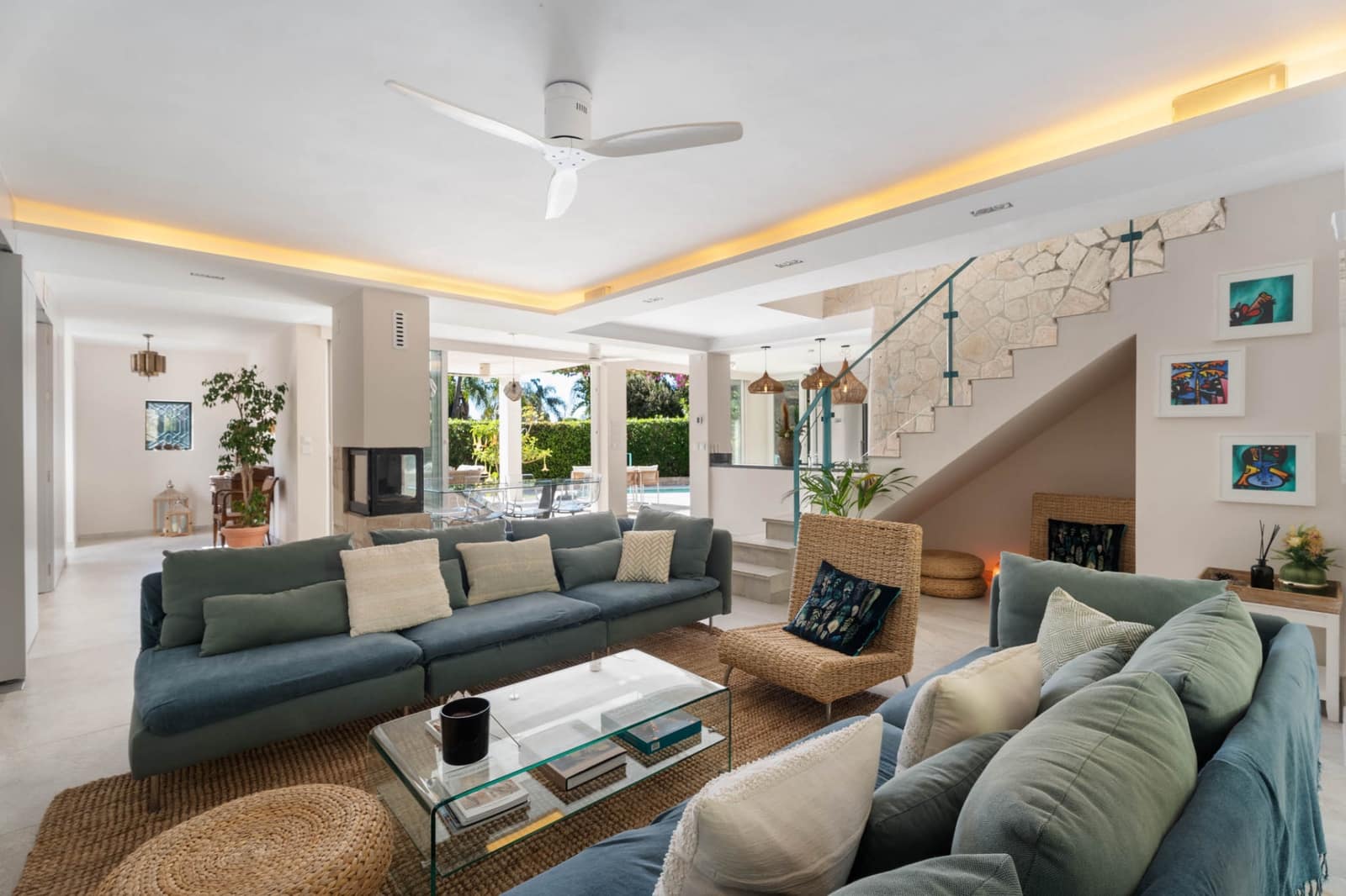 6 Zimmer Villa zu verkaufen in Marbella mit Pool Garage - 2.380.000 € (Ref: 9848854)