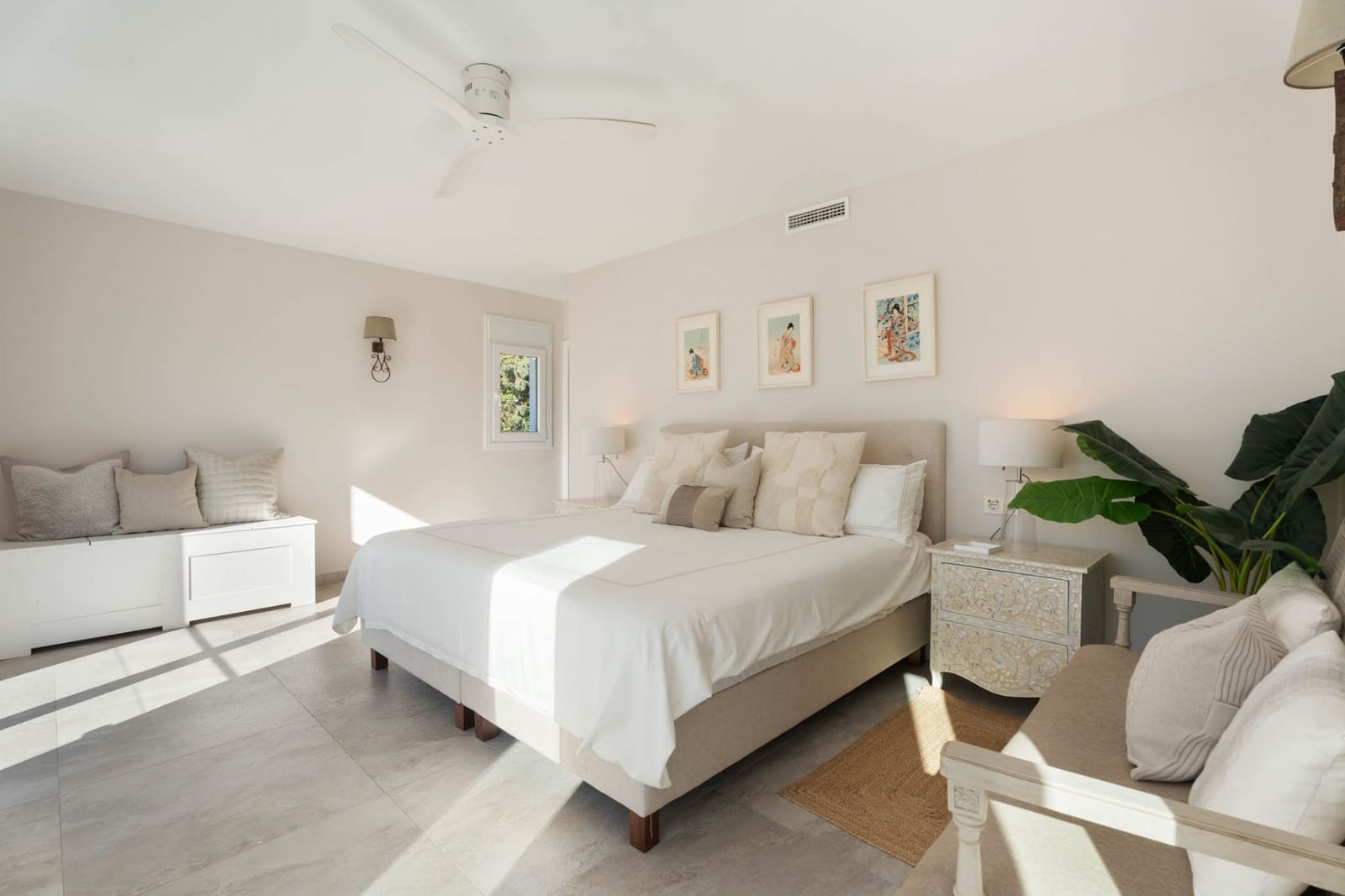 6 Zimmer Villa zu verkaufen in Marbella mit Pool Garage - 2.380.000 € (Ref: 9848854)