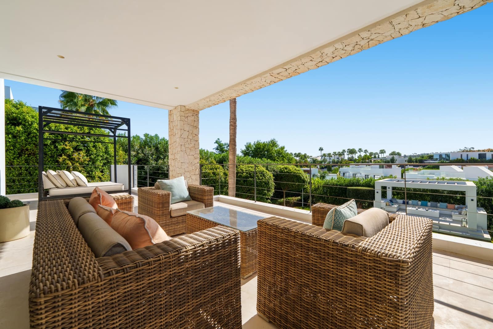Chalet de 6 habitaciones en Marbella en venta con piscina garaje - 4.290.000 € (Ref: 9848855)