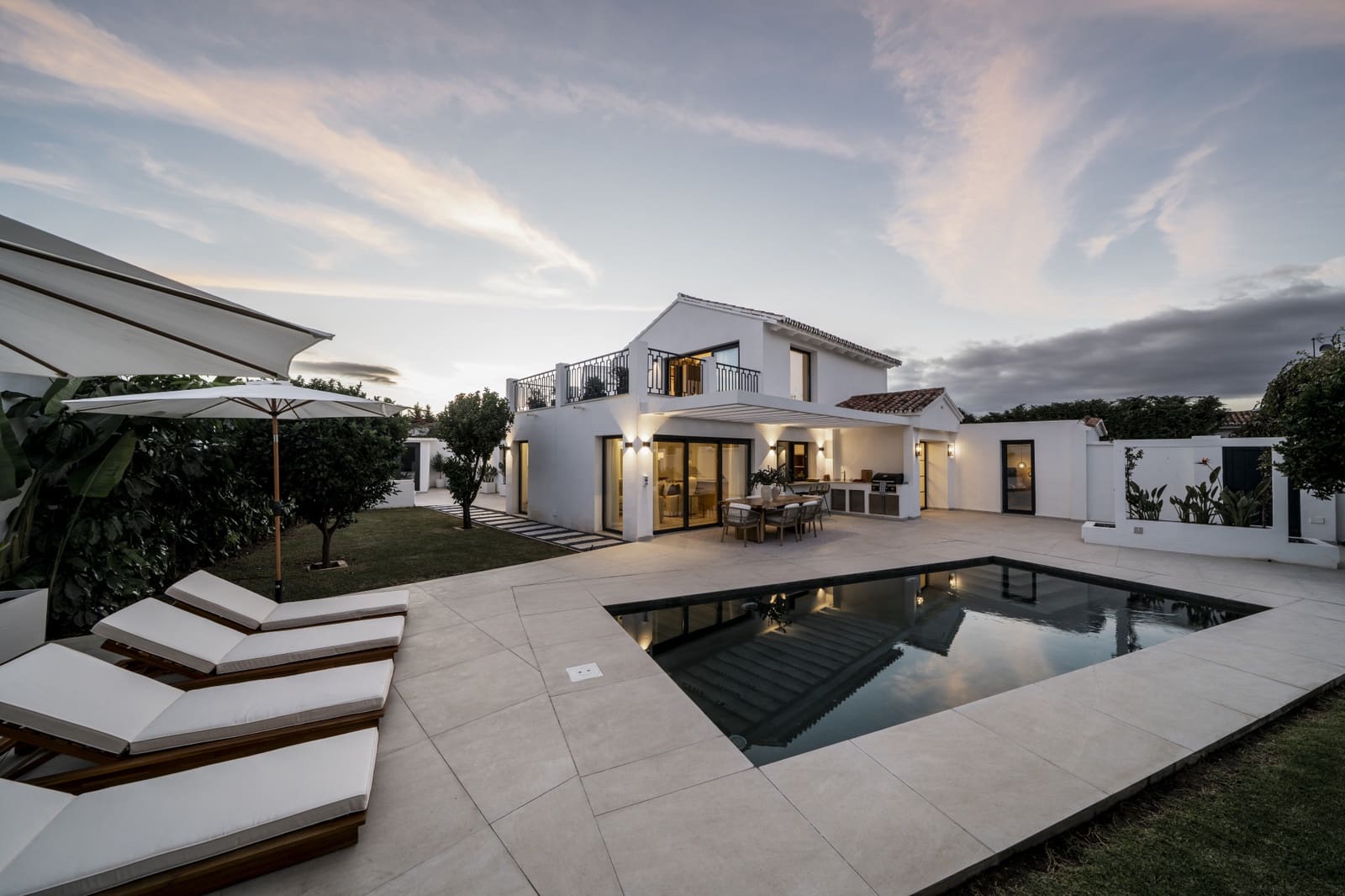 5 soveværelse Villa til salg i San Pedro de Alcantara med swimmingpool - € 2.500.000 (Ref: 9848856)