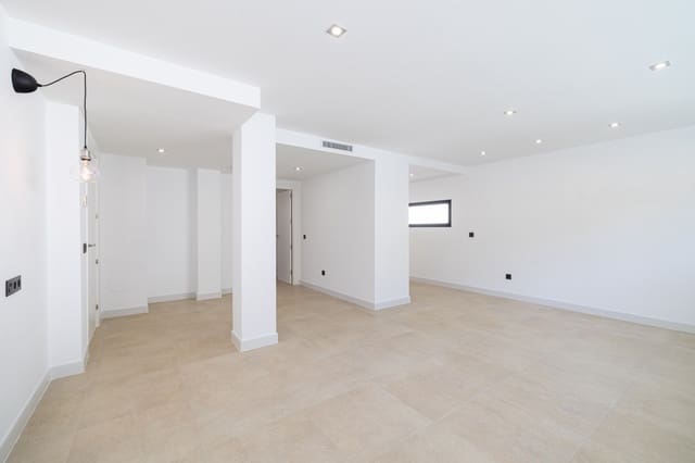 4 quarto Moradia para venda em San Pedro de Alcántara Pueblo, Marbella com piscina garagem - 2 495 000 € (Ref: 9848862)