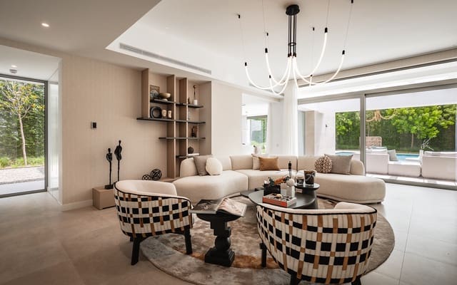 5 soverom Villa til salgs i El Paraiso, Estepona med svømmebasseng garasje - € 2 495 000 (Ref: 9848864)