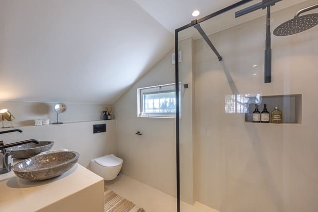 4 soveværelse Villa til salg i La Dama de Noche - La Alzambra, Marbella med swimmingpool garage - € 2.495.000 (Ref: 9848866)