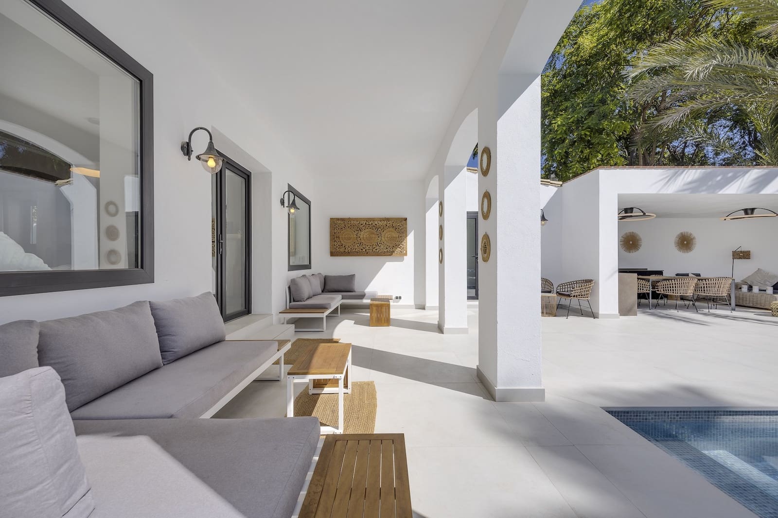 5 quarto Moradia para venda em Benahavis com piscina garagem - 1 998 000 € (Ref: 9848873)