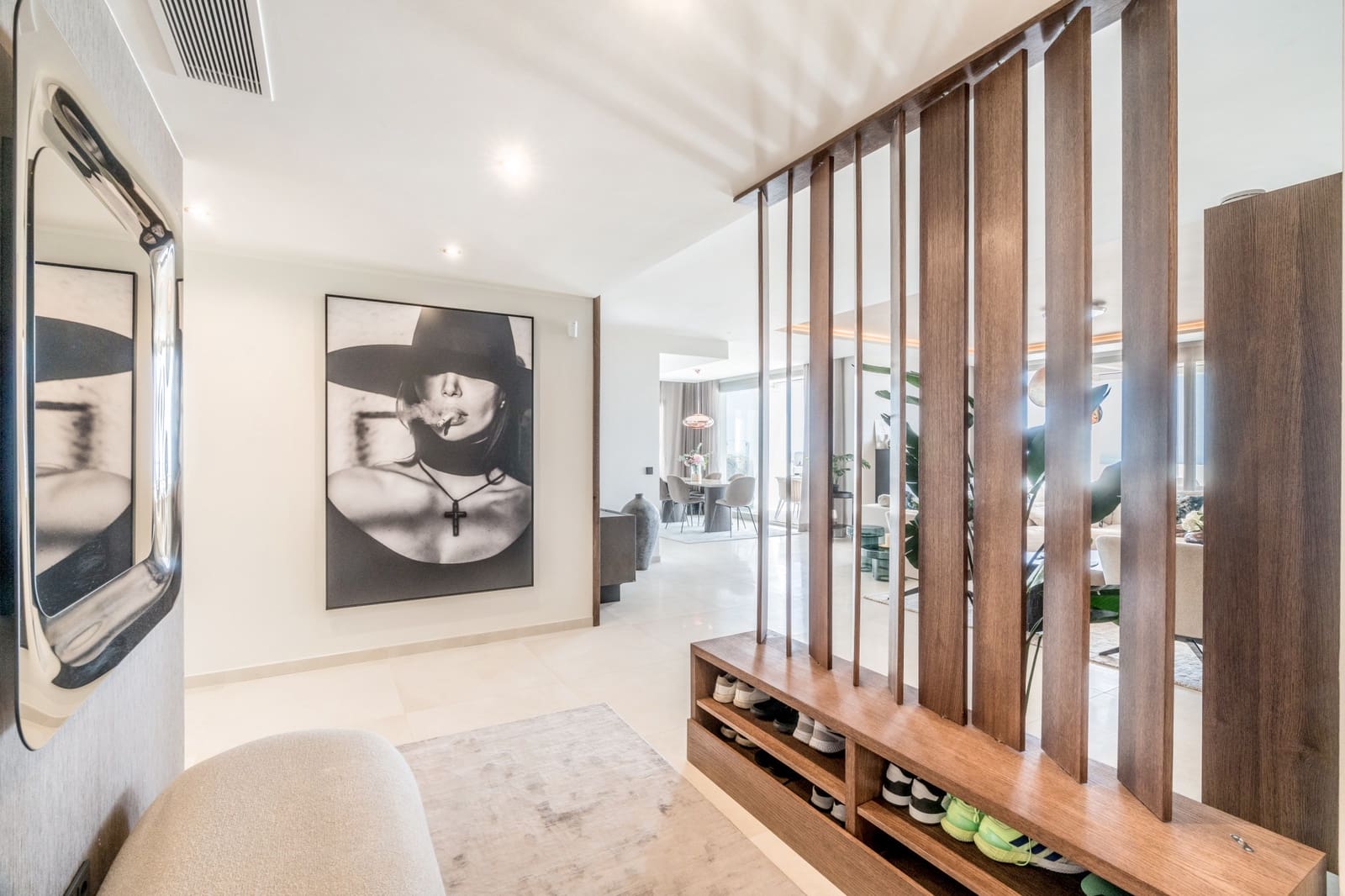 2 soverom Leilighet til salgs i Marbella med svømmebasseng garasje - € 1 420 000 (Ref: 9848875)