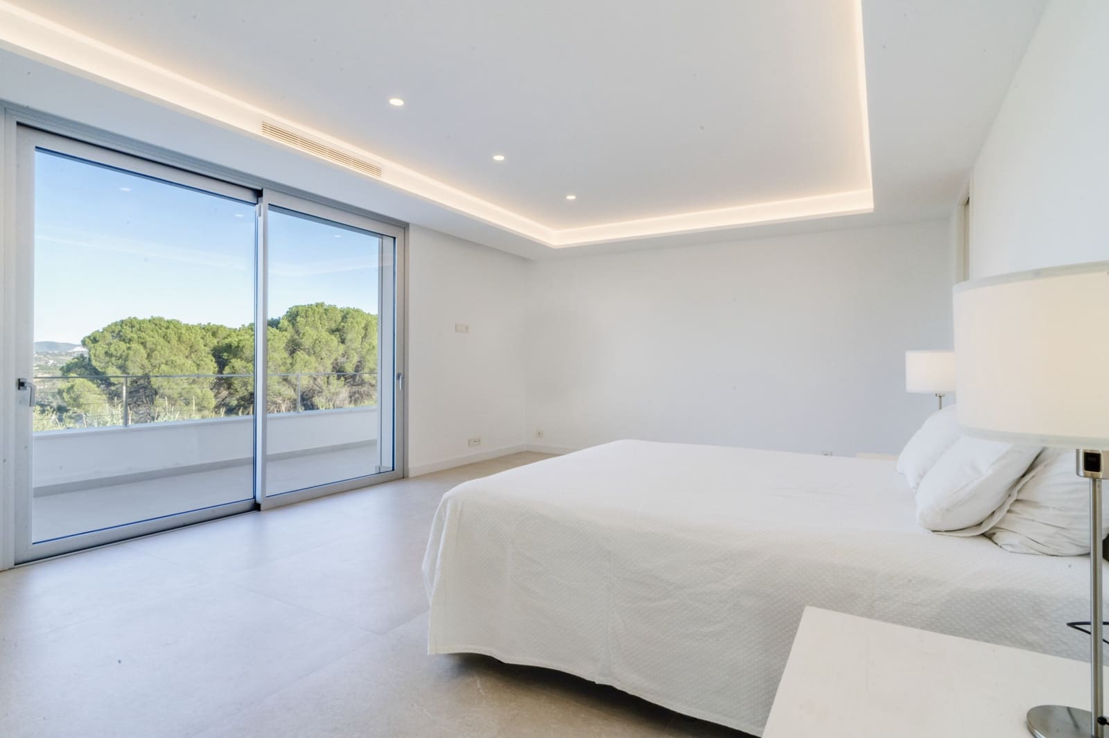 4 slaapkamer Villa te koop in Coin met zwembad garage - € 1.950.000 (Ref: 9848876)