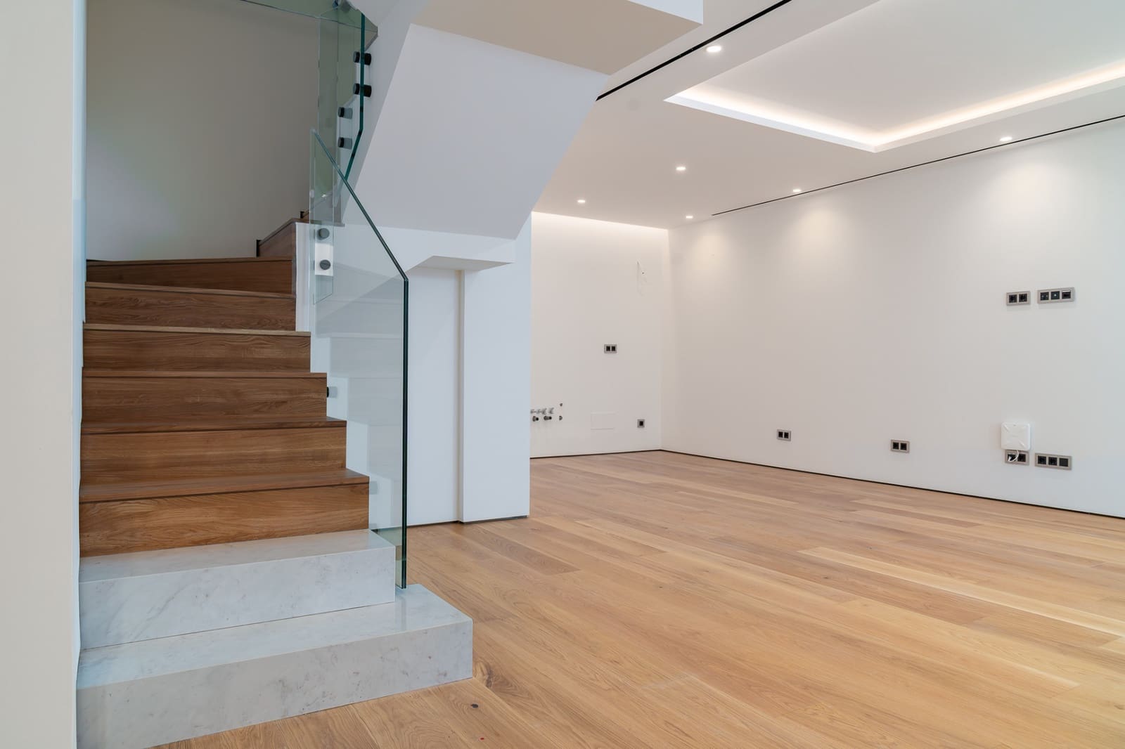4 soverom Leilighet til salgs i Marbella med svømmebasseng garasje - € 4 300 000 (Ref: 9848883)