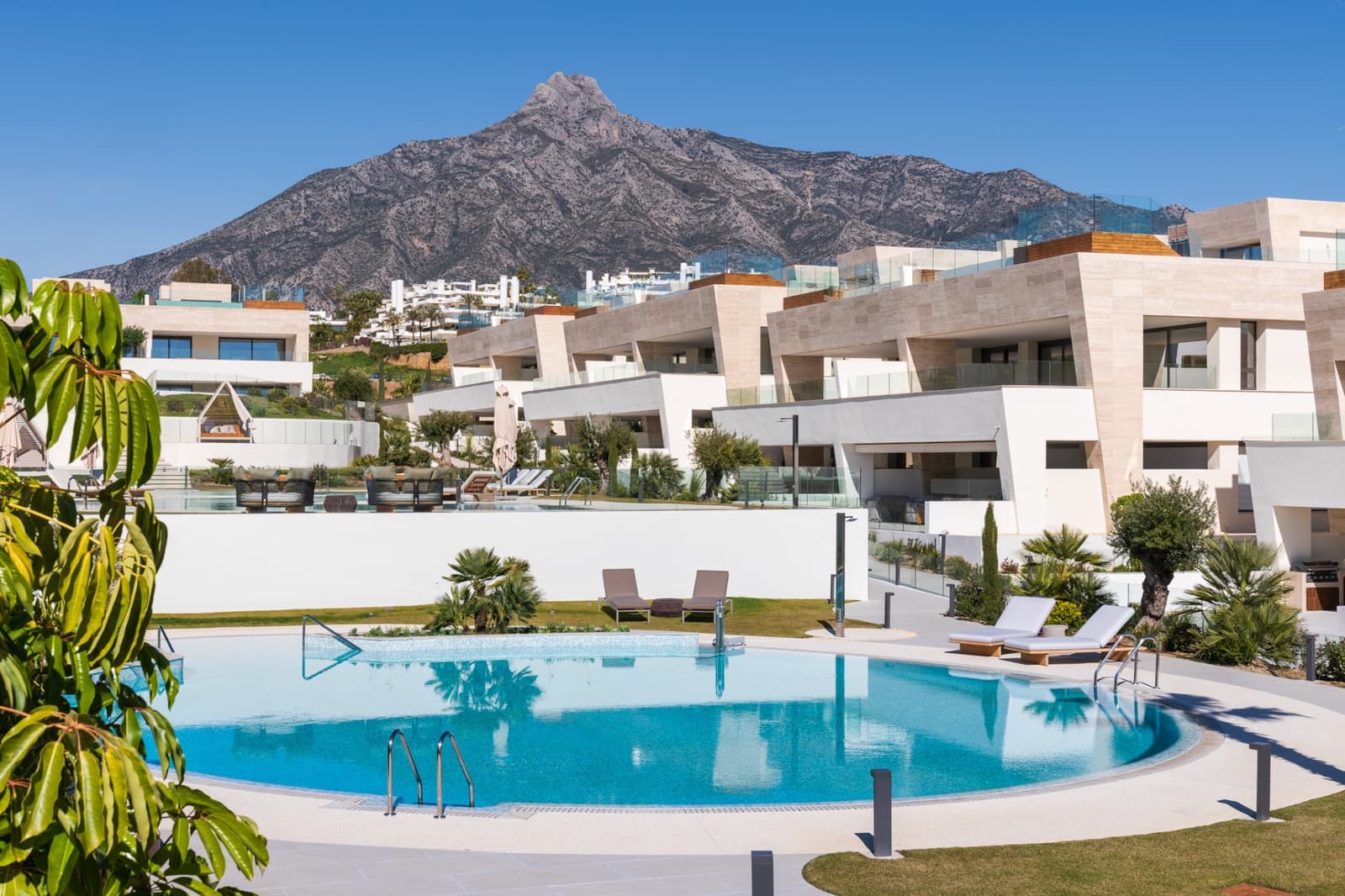 4 slaapkamer Appartement te koop in Marbella met zwembad garage - € 4.500.000 (Ref: 9848884)