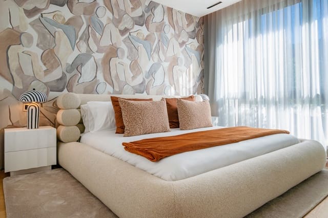 Apartamento de 4 habitaciones en Lomas De Marbella, Marbella en venta con piscina garaje - 4.500.000 € (Ref: 9848884)