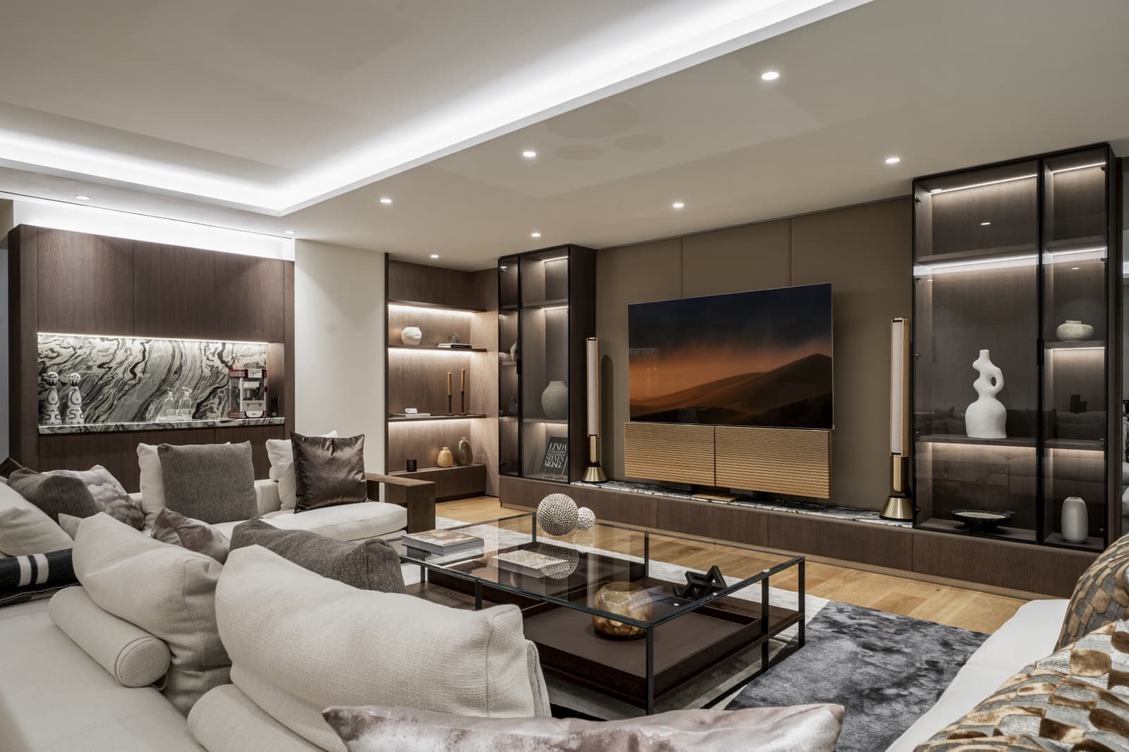 5 bedroom Apartment for sale in Marbella with pool garage - € 6,195,000 (Ref: 9848885)