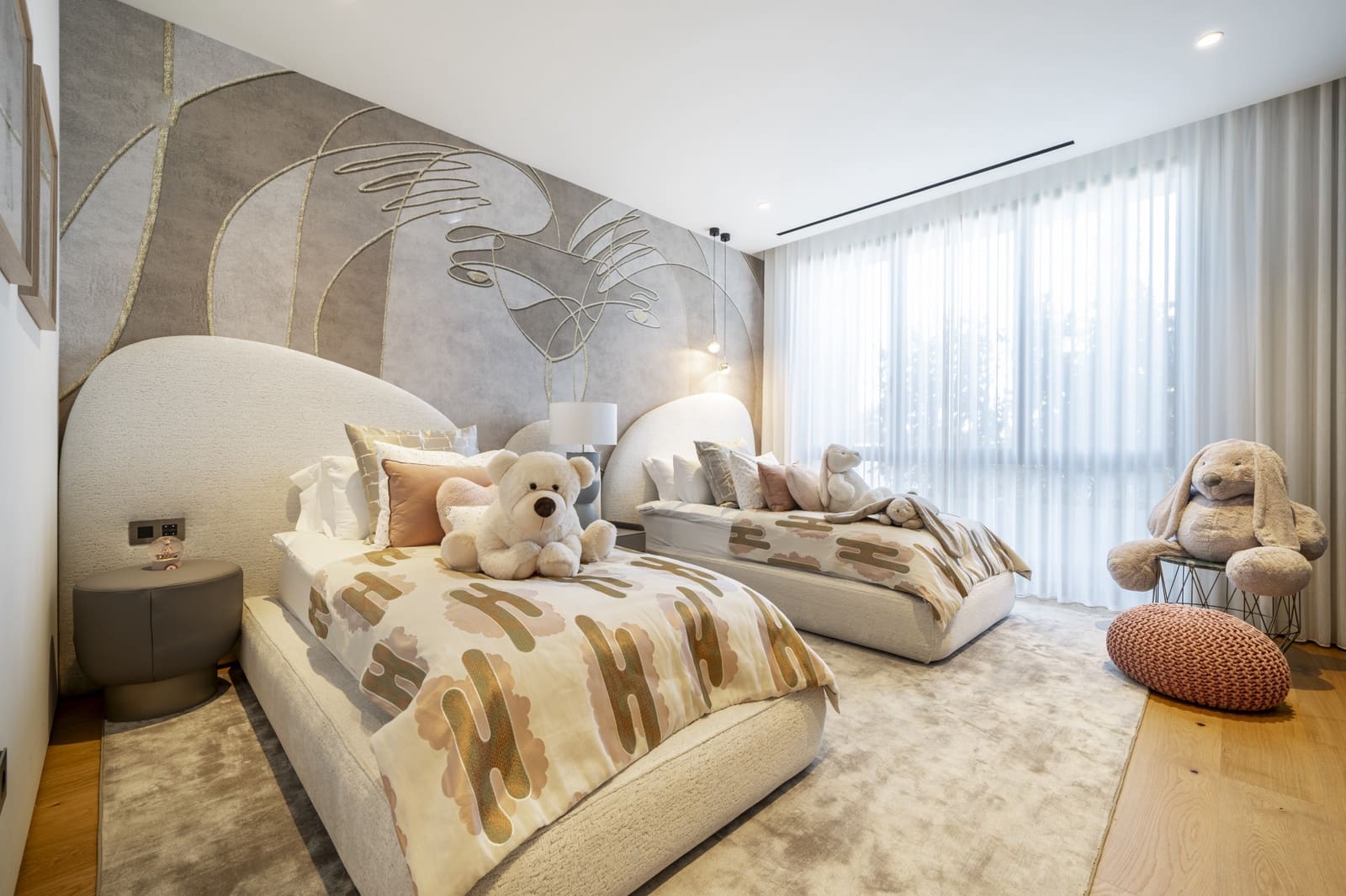5 bedroom Apartment for sale in Marbella with pool garage - € 6,195,000 (Ref: 9848885)