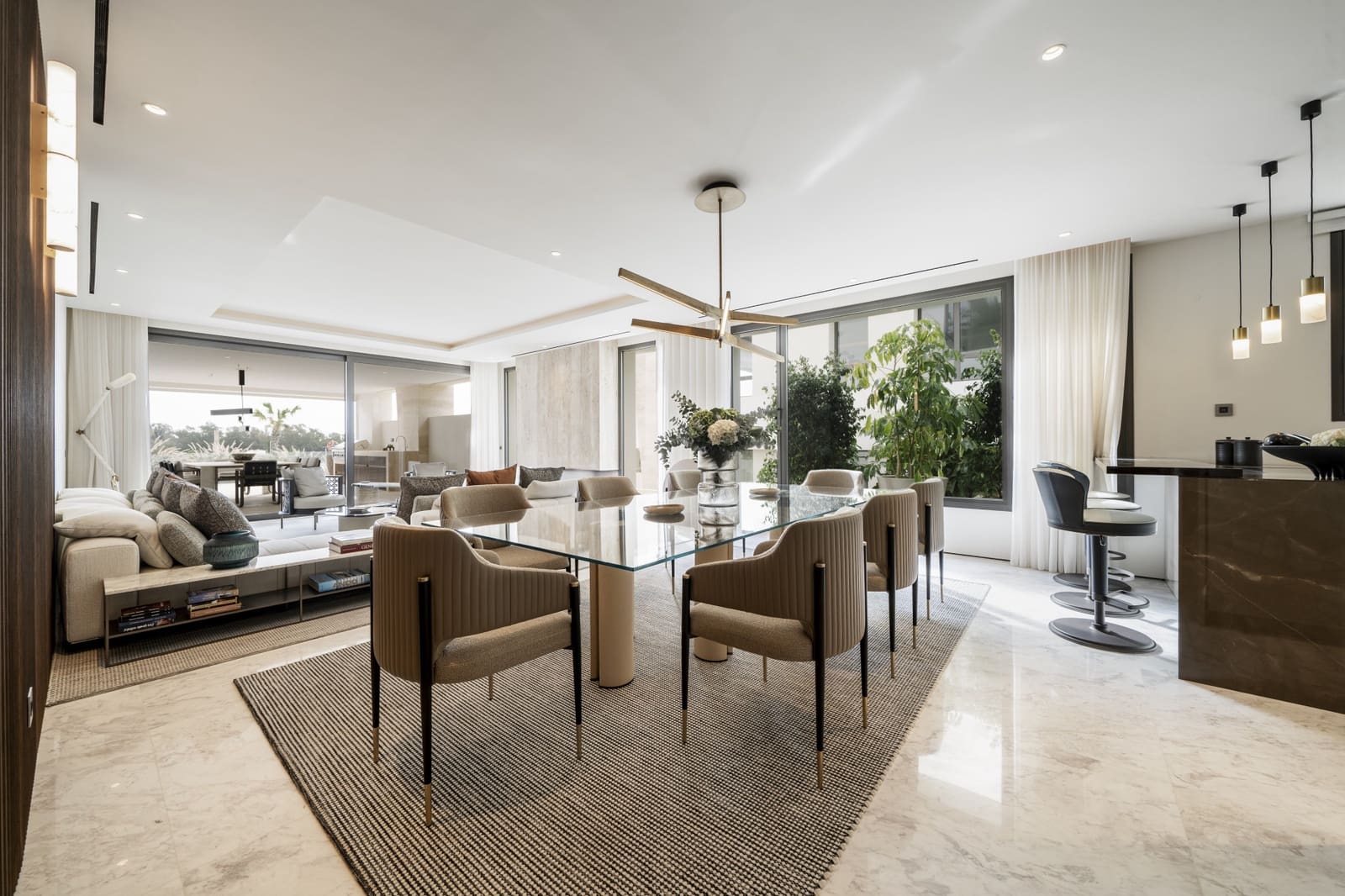 5 bedroom Apartment for sale in Marbella with pool garage - € 6,195,000 (Ref: 9848885)