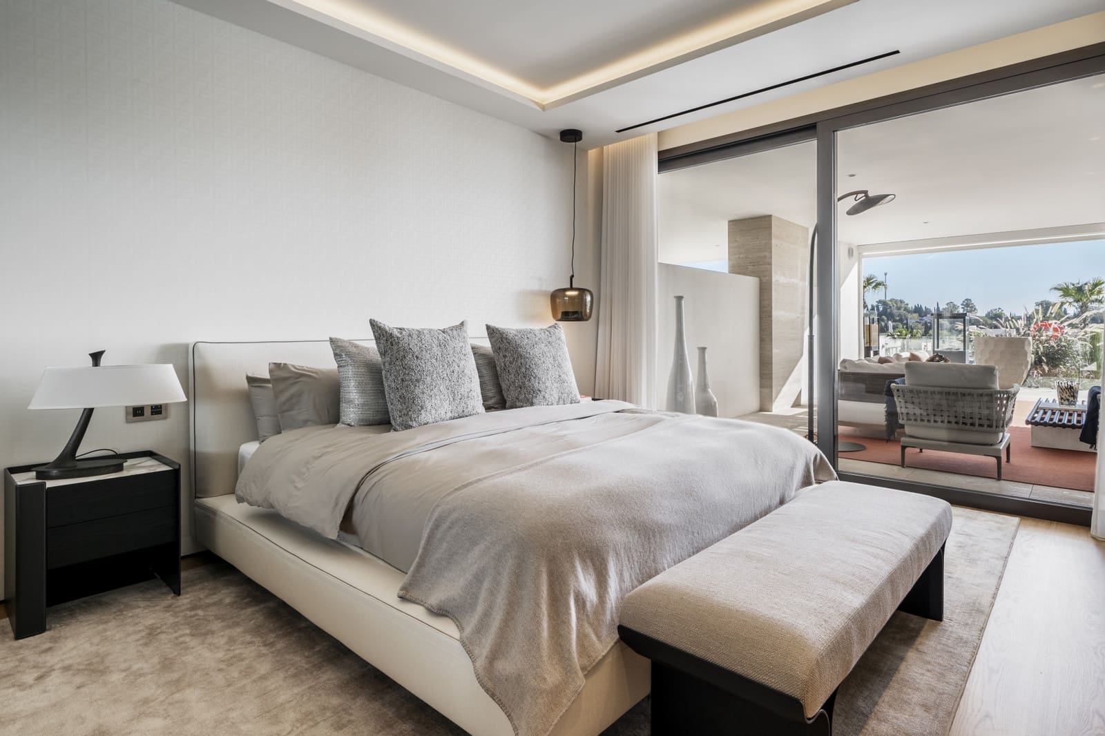 5 bedroom Apartment for sale in Marbella with pool garage - € 6,195,000 (Ref: 9848885)