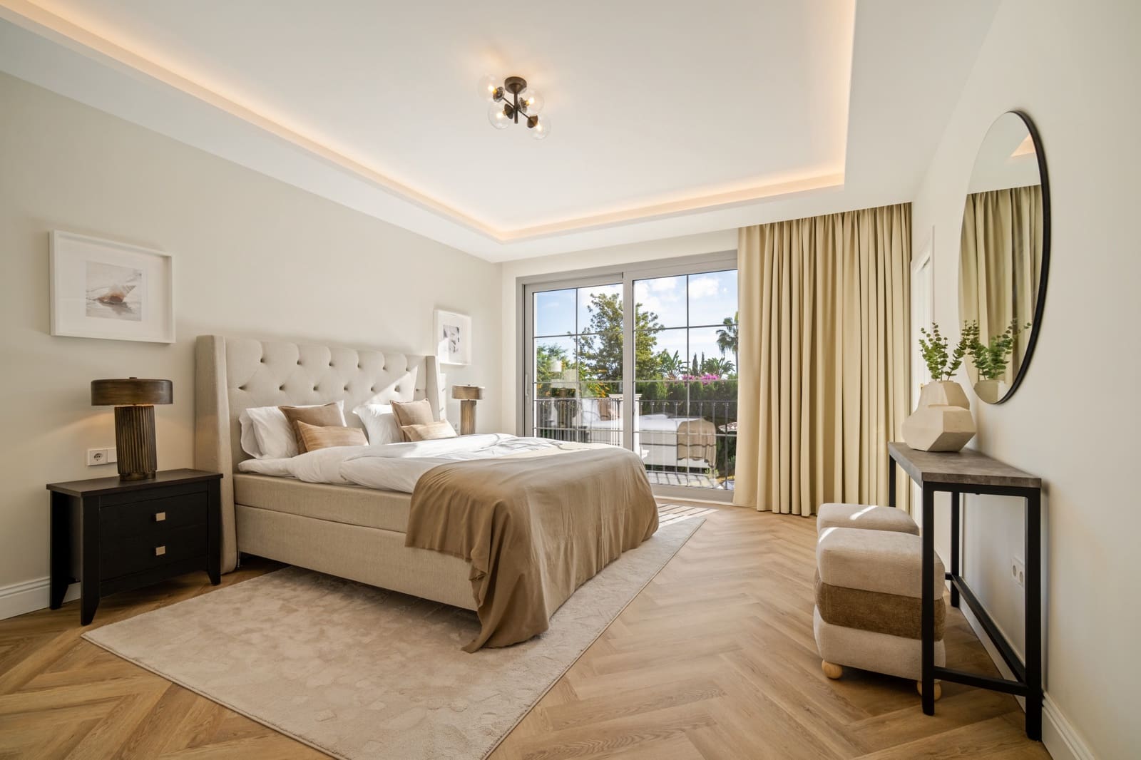 4 bedroom Villa for sale in Los Arqueros with pool garage - € 3,895,000 (Ref: 9861386)