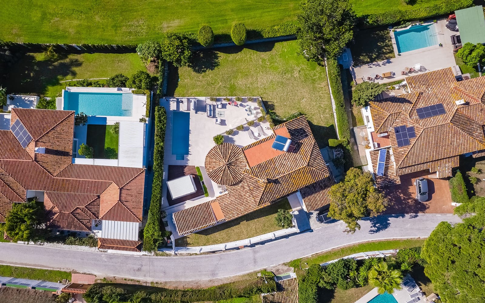 4 quarto Moradia para venda em Guadalmina com piscina garagem - 2 395 000 € (Ref: 9866326)