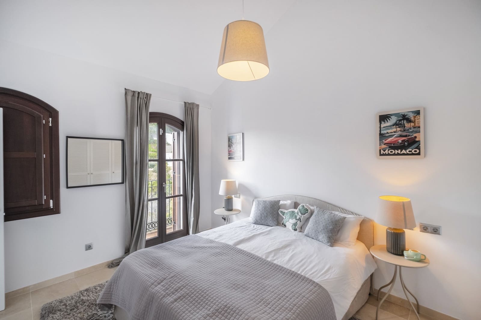 6 bedroom Villa for sale in El Madronal with pool garage - € 3,499,000 (Ref: 9866327)
