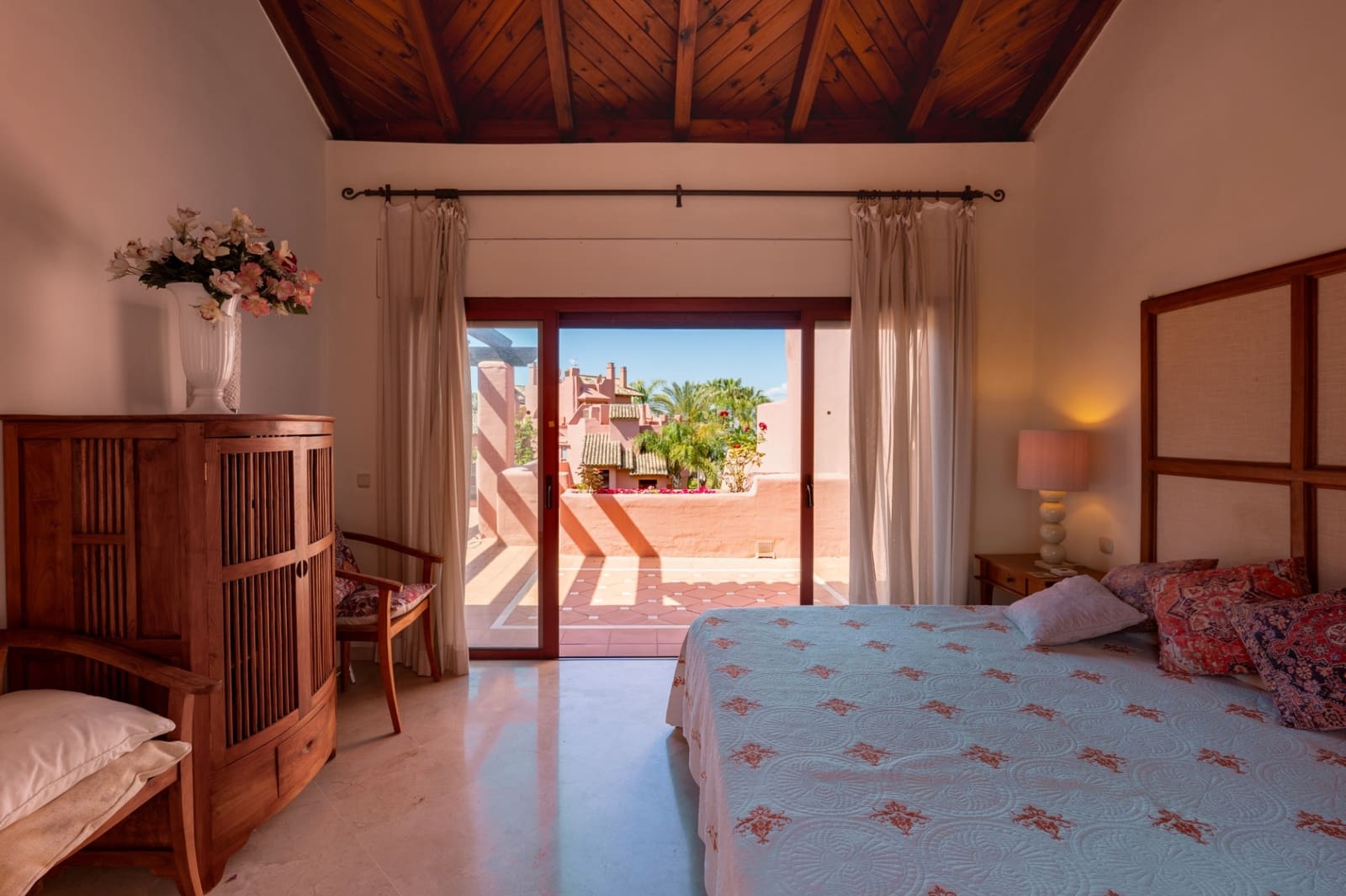 3 bedroom Penthouse for sale in Guadalmansa with pool garage - € 1,499,000 (Ref: 9866329)