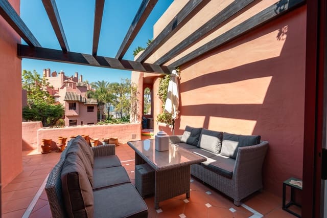 3 sovrum Takvåning till salu i Resinera-Voladilla, Estepona med pool garage - 1 499 000 € (Ref: 9866329)