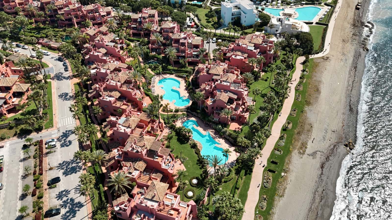 3 bedroom Penthouse for sale in Guadalmansa with pool garage - € 1,499,000 (Ref: 9866329)