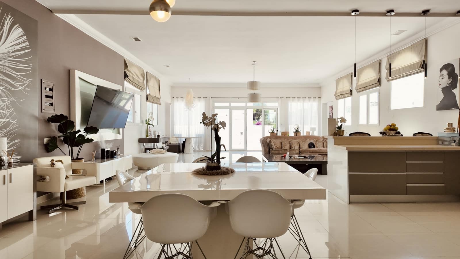 4 chambre Villa/Maison à vendre à Nueva Andalucia avec piscine garage - 1 495 000 € (Ref: 9875542)