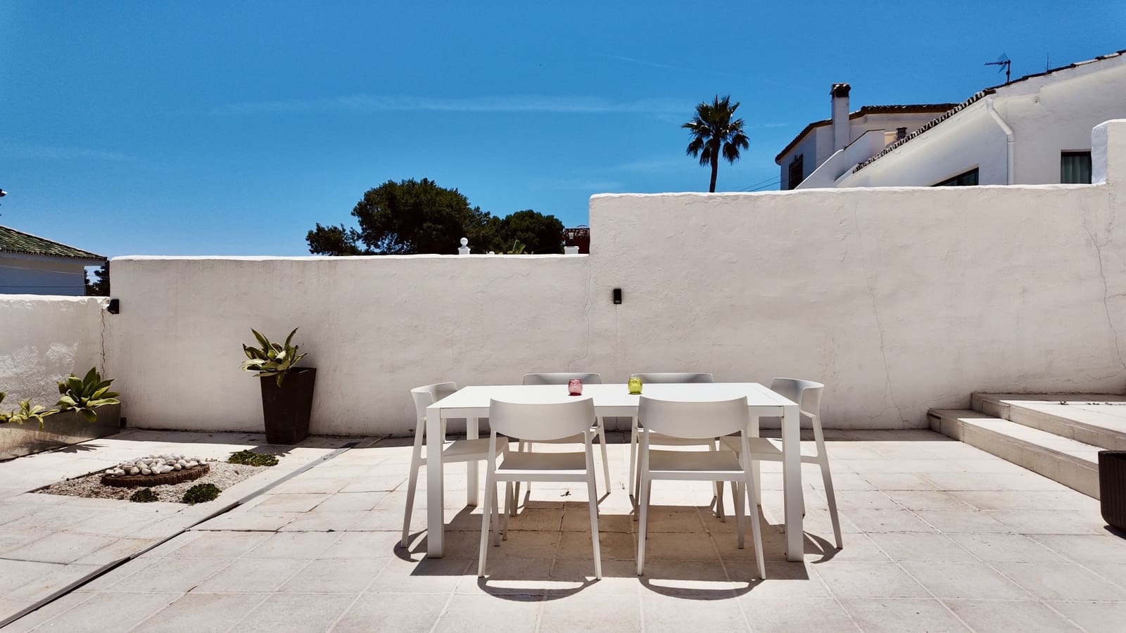4 chambre Villa/Maison à vendre à Nueva Andalucia avec piscine garage - 1 495 000 € (Ref: 9875542)