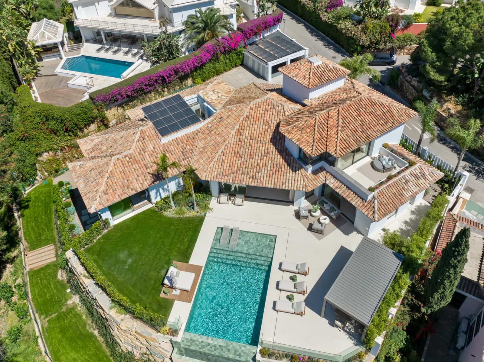 6 slaapkamer Villa te koop in Benahavis met zwembad garage - € 7.470.000 (Ref: 9891697)