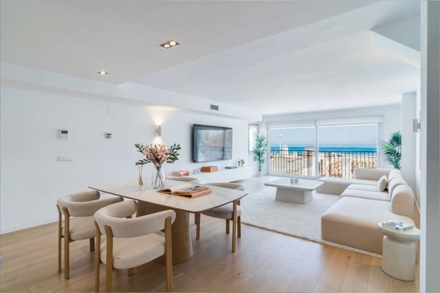 2 slaapkamer Appartement te koop in Puerto Banus, Marbella - € 699.000 (Ref: 9893586)