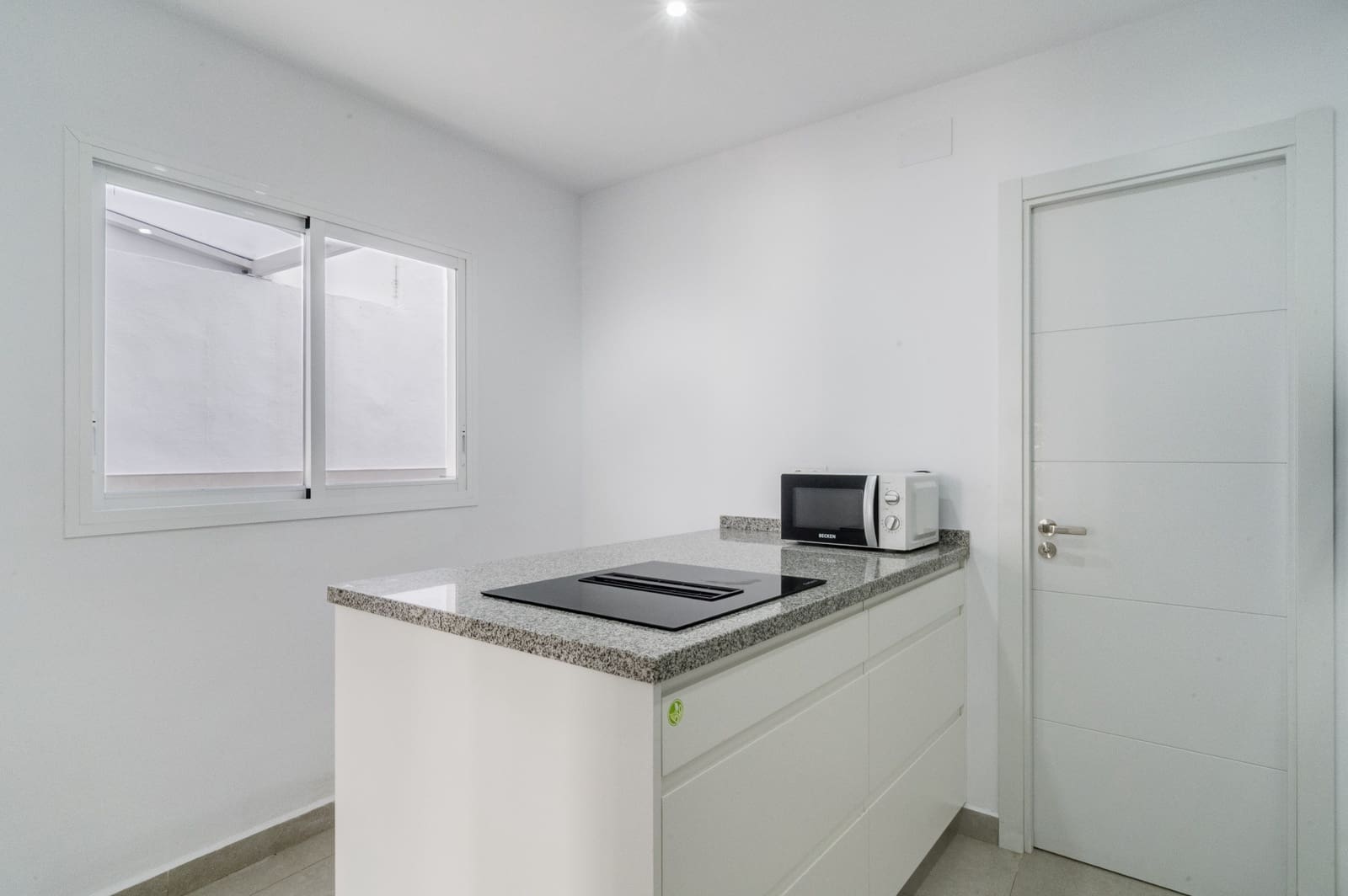 2 soverom Hus til salgs i Coin - € 239 000 (Ref: 9893588)