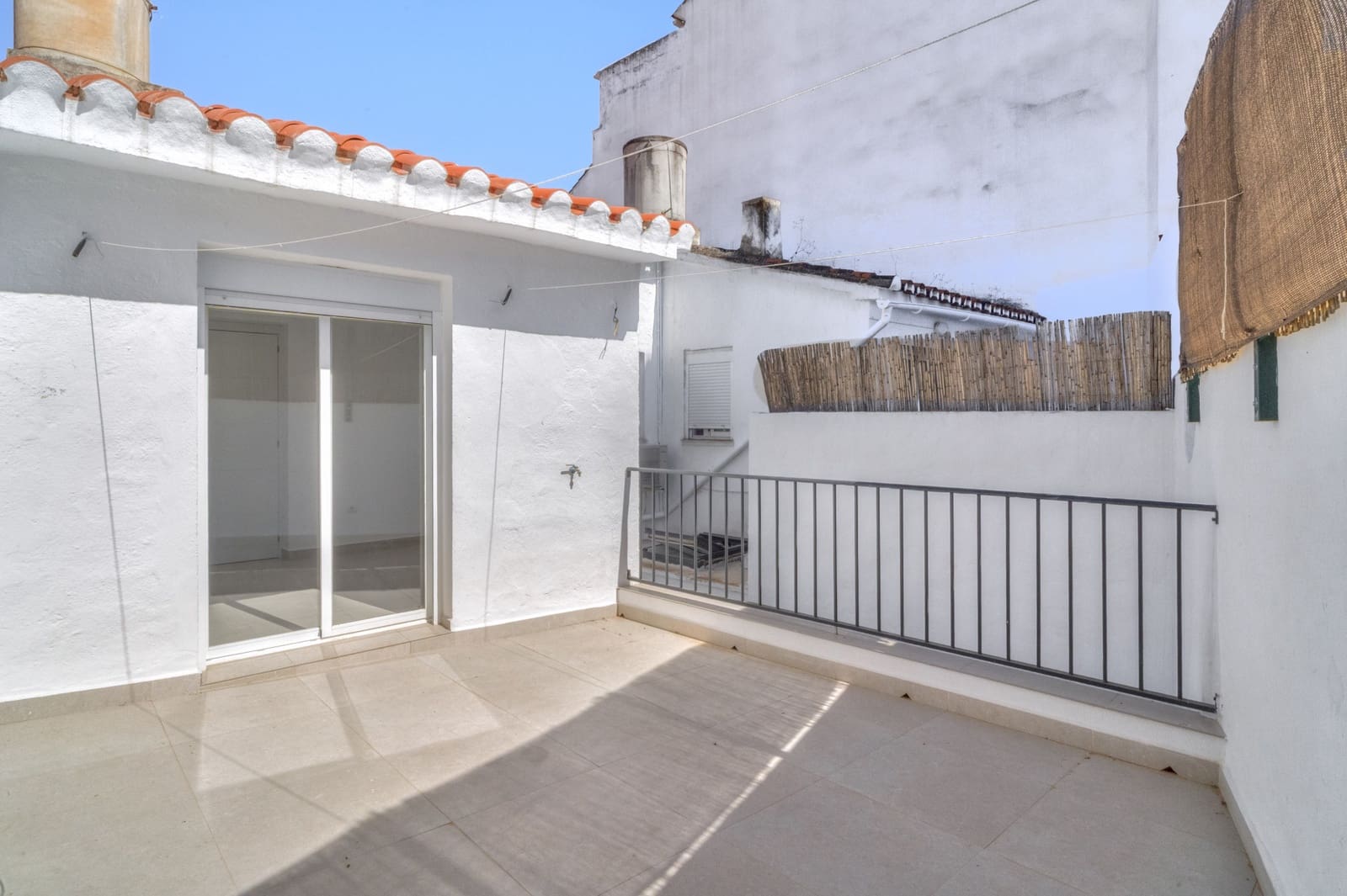 2 soverom Hus til salgs i Coin - € 239 000 (Ref: 9893588)