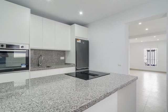 2 soverom Hus til salgs i Coín - € 239 000 (Ref: 9893588)