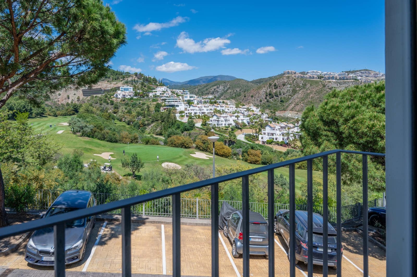 3 slaapkamer Appartement te koop in Benahavis met zwembad garage - € 765.000 (Ref: 9906710)