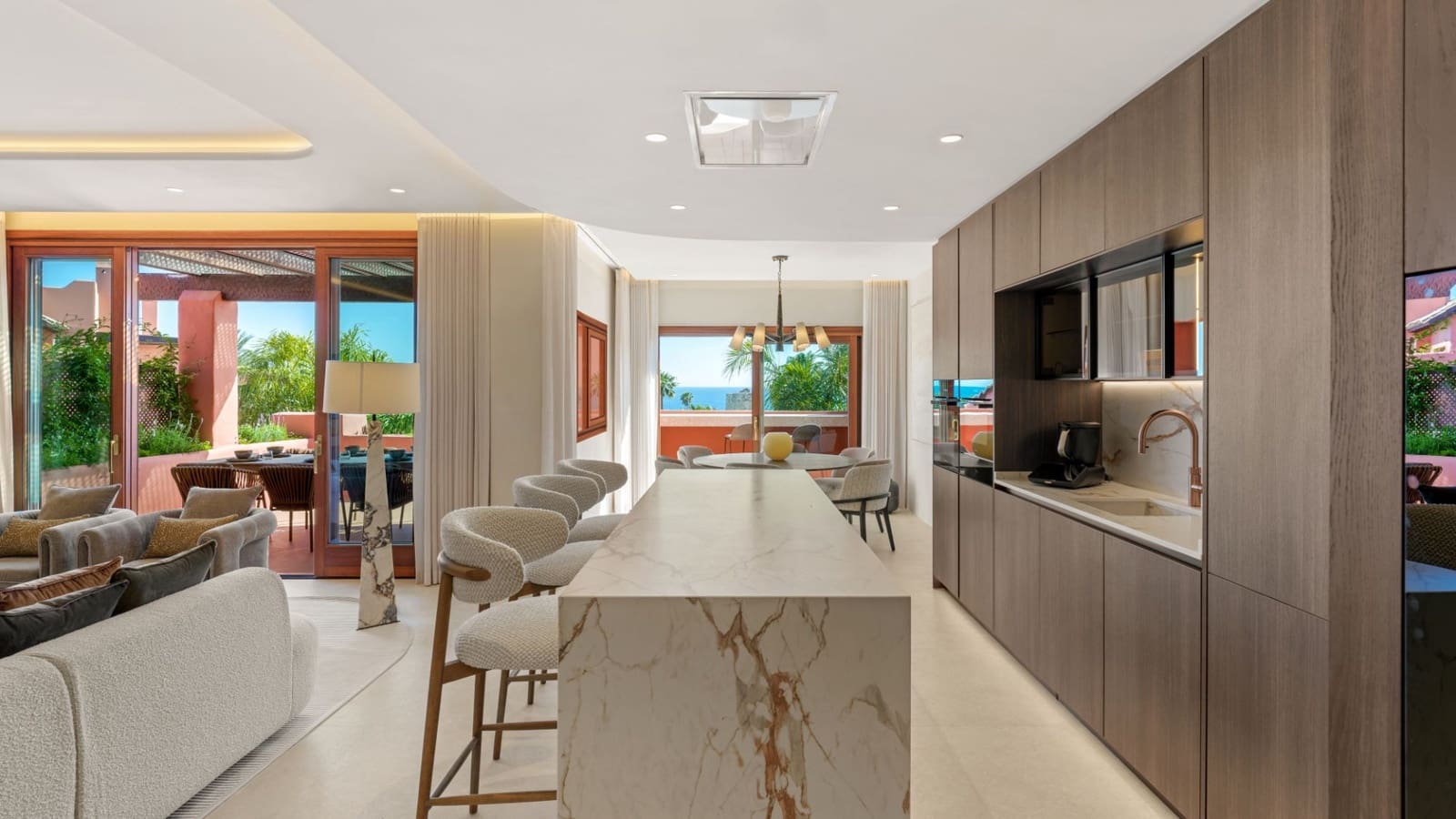 3 Zimmer Penthouse zu verkaufen in Estepona mit Pool Garage - 4.995.000 € (Ref: 9909850)