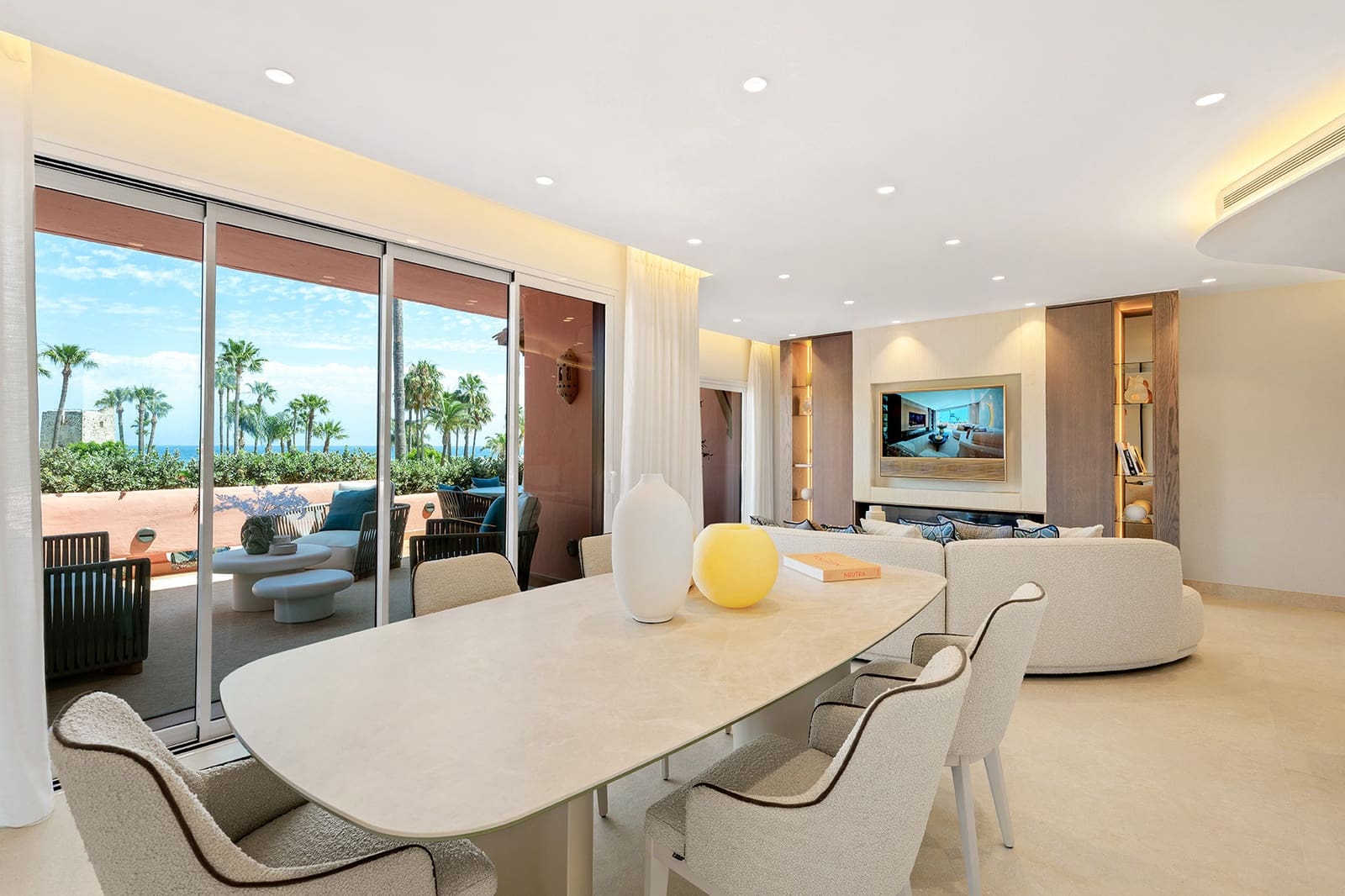 3 sypialnia Apartament na sprzedaż w Estepona z basenem garażem - 2 395 000 € (Ref: 9932665)