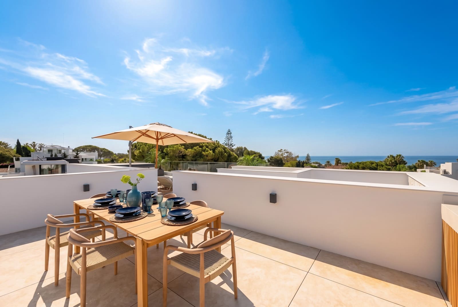 6 bedroom Villa for sale in Marbella with pool garage - € 4,995,000 (Ref: 9943264)