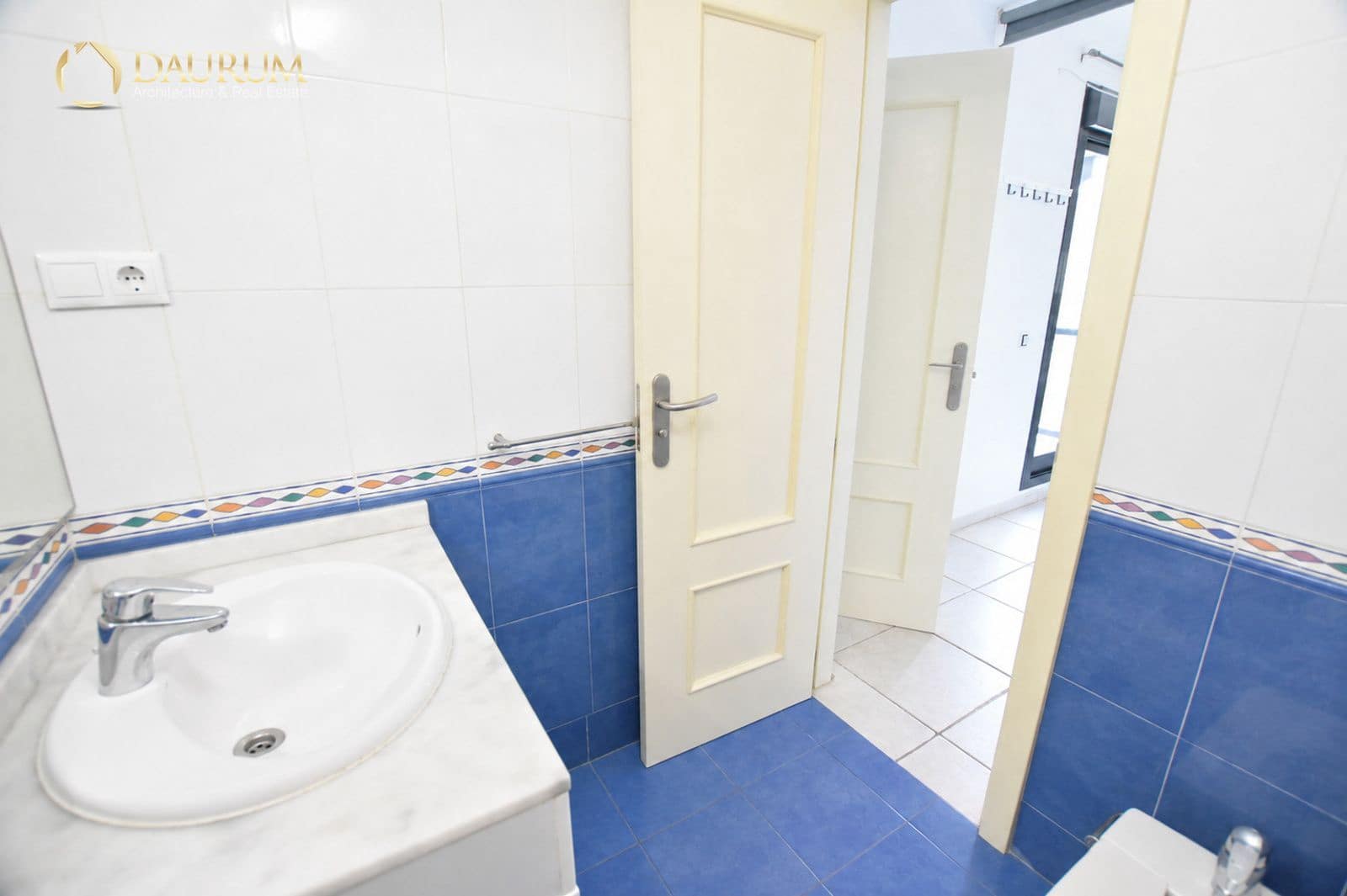 1 bedroom Flat for sale in La Villajoyosa / Vila Joiosa with pool - € 240,000 (Ref: 10007802)