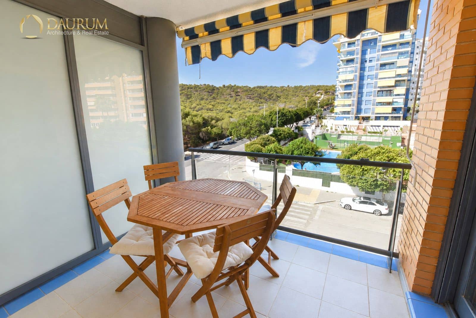 1 bedroom Flat for sale in La Villajoyosa / Vila Joiosa with pool - € 240,000 (Ref: 10007802)