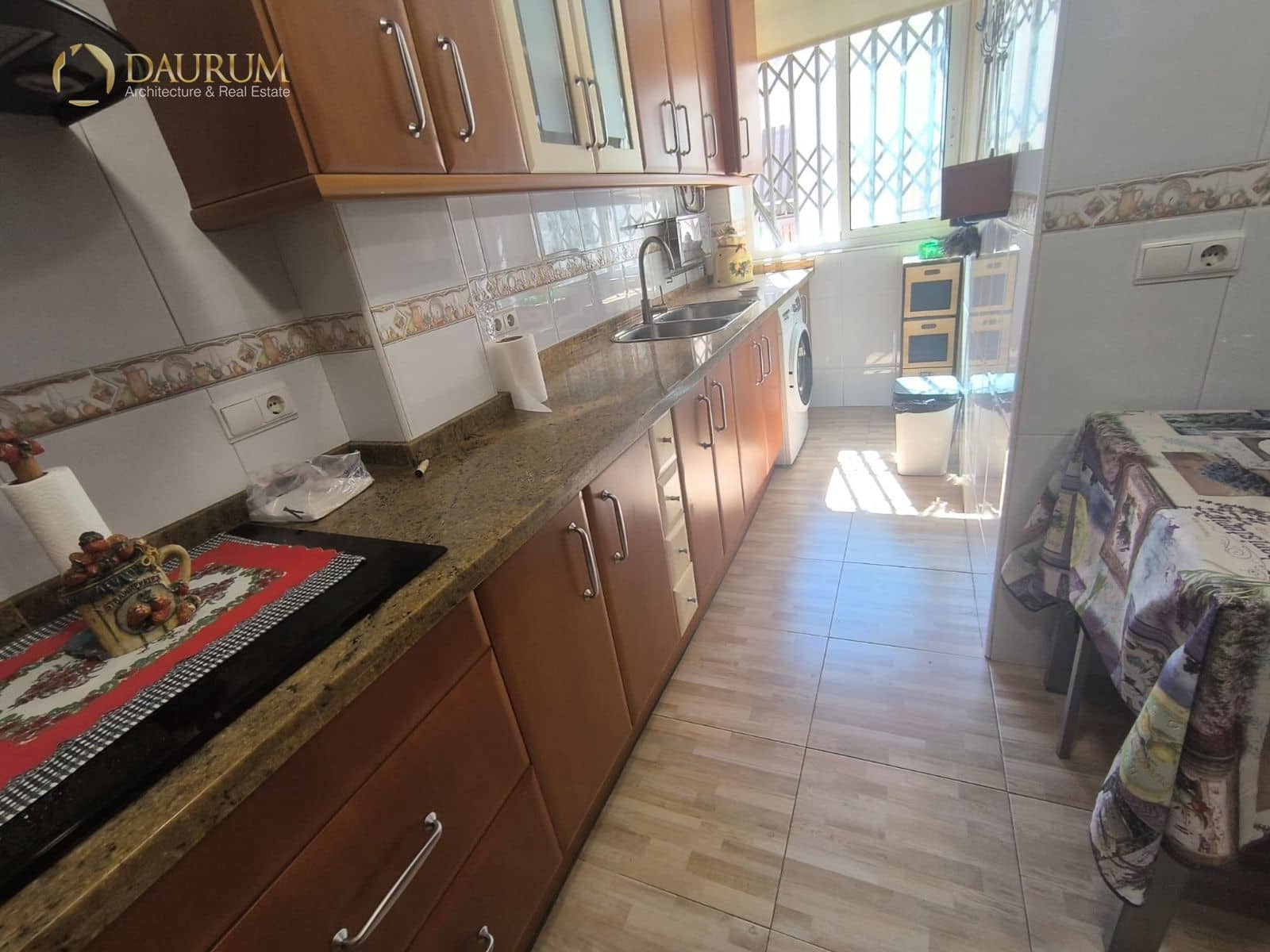 4 soveværelse Lejlighed til salg i Alicante by - € 196.000 (Ref: 10009527)