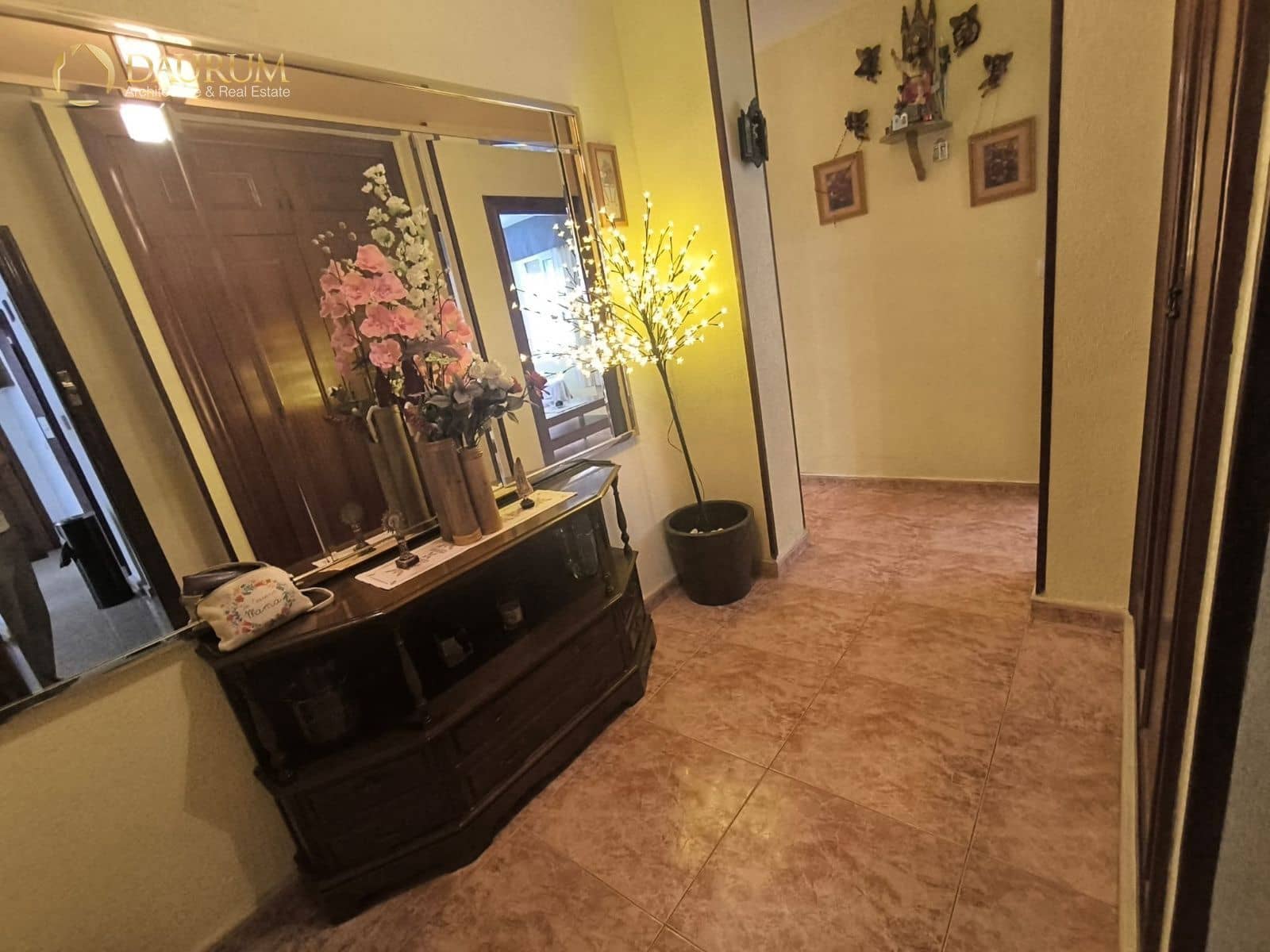 4 soveværelse Lejlighed til salg i Alicante by - € 196.000 (Ref: 10009527)