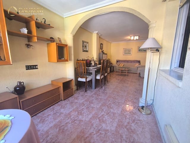 4 soveværelse Lejlighed til salg i Carolinas Altas, Alicante by - € 196.000 (Ref: 10009527)