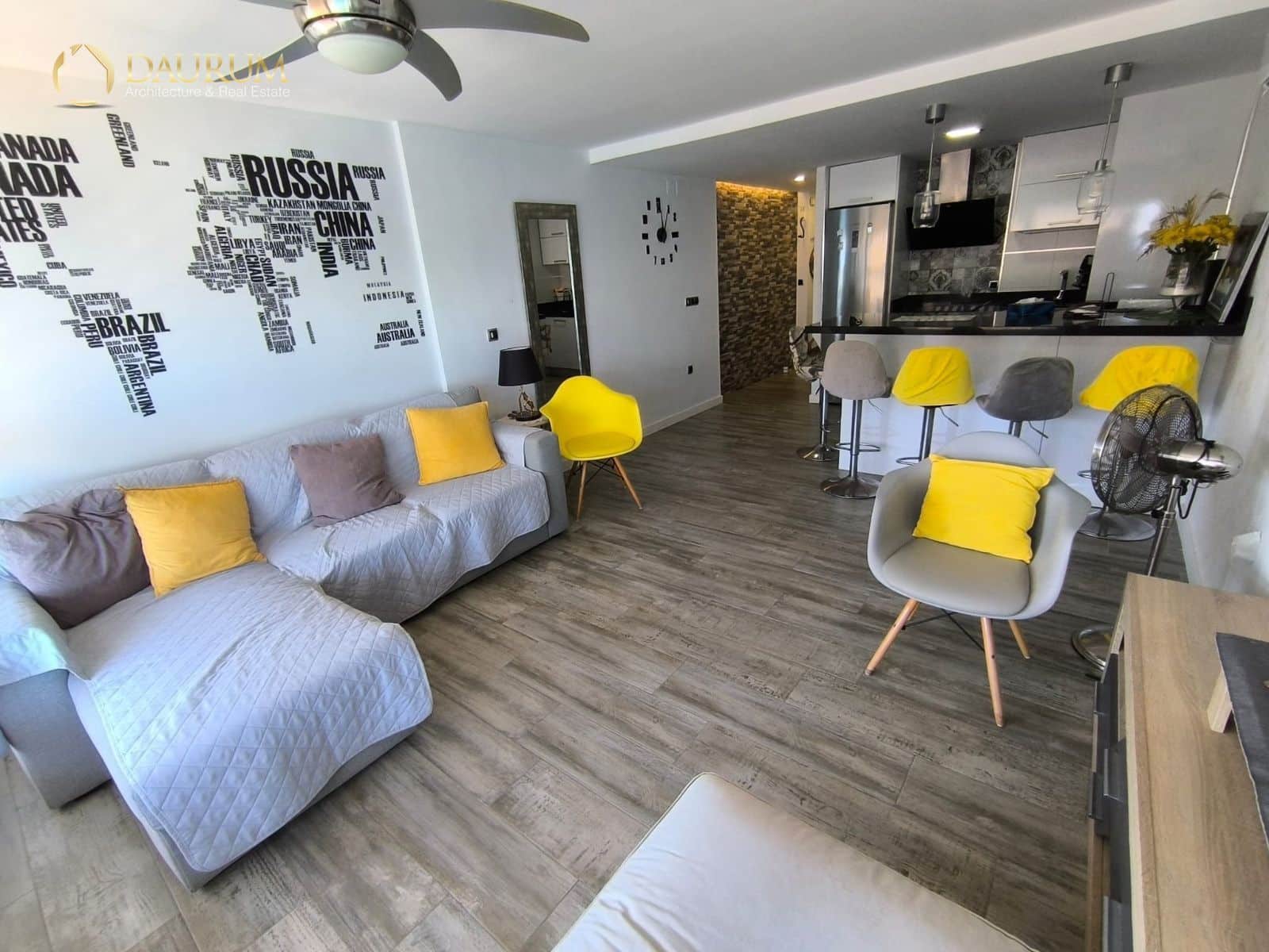 1 soverom Leilighet til salgs i Alicante by med garasje - € 196 000 (Ref: 10009695)