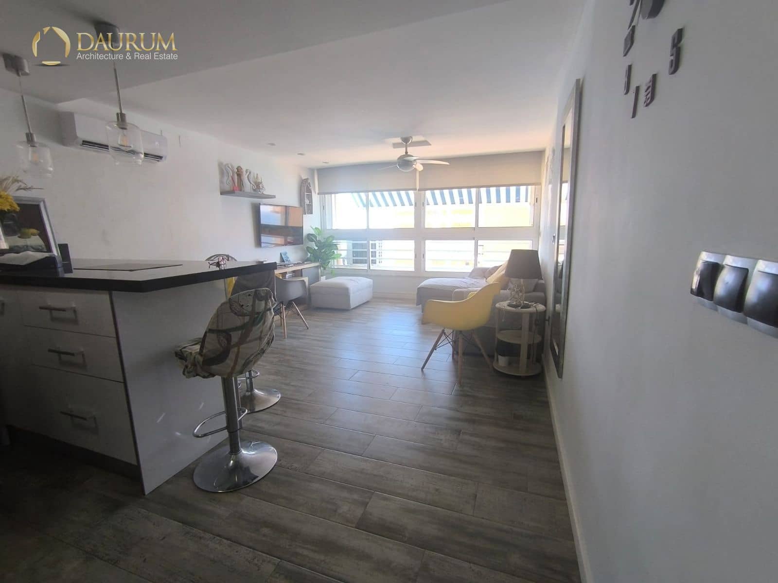 1 soverom Leilighet til salgs i Alicante by med garasje - € 196 000 (Ref: 10009695)
