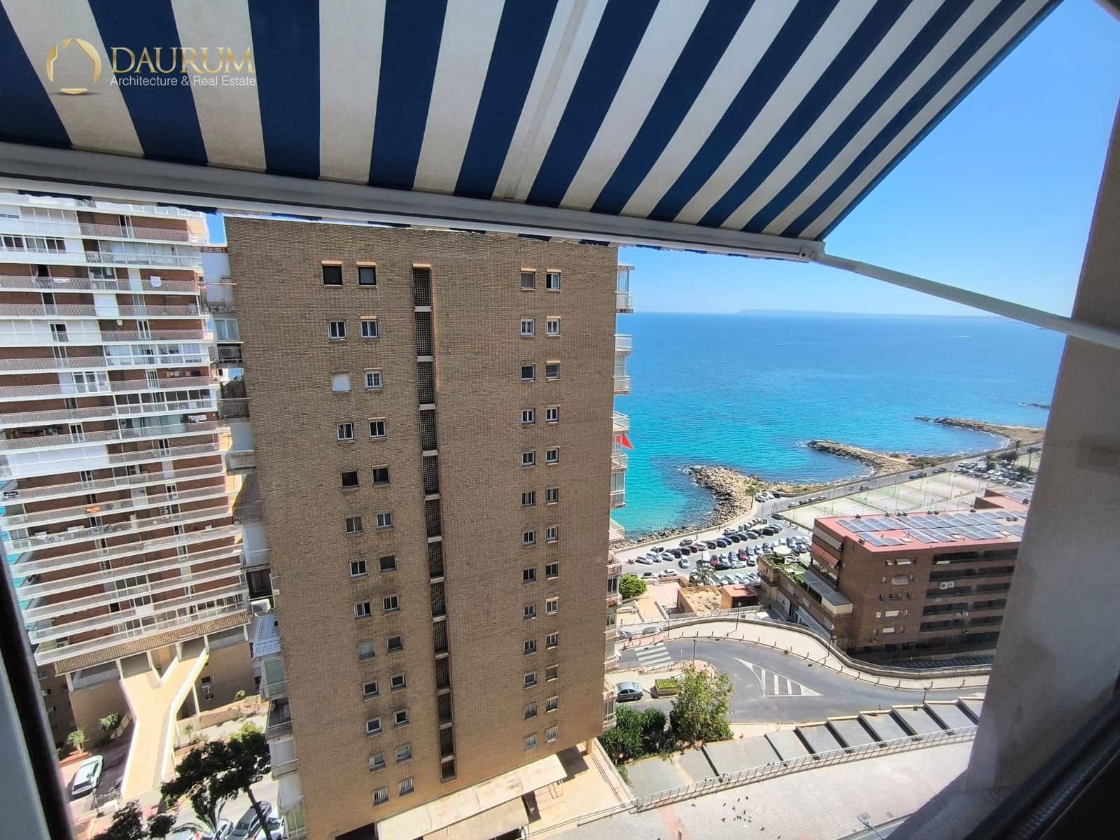1 soverom Leilighet til salgs i Alicante by med garasje - € 196 000 (Ref: 10009695)