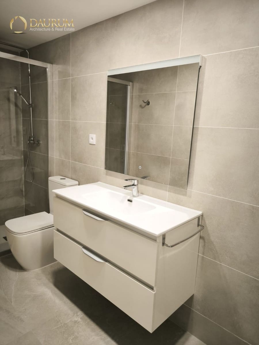 1 slaapkamer Penthouse te koop in Alicante stad - € 163.000 (Ref: 10014743)