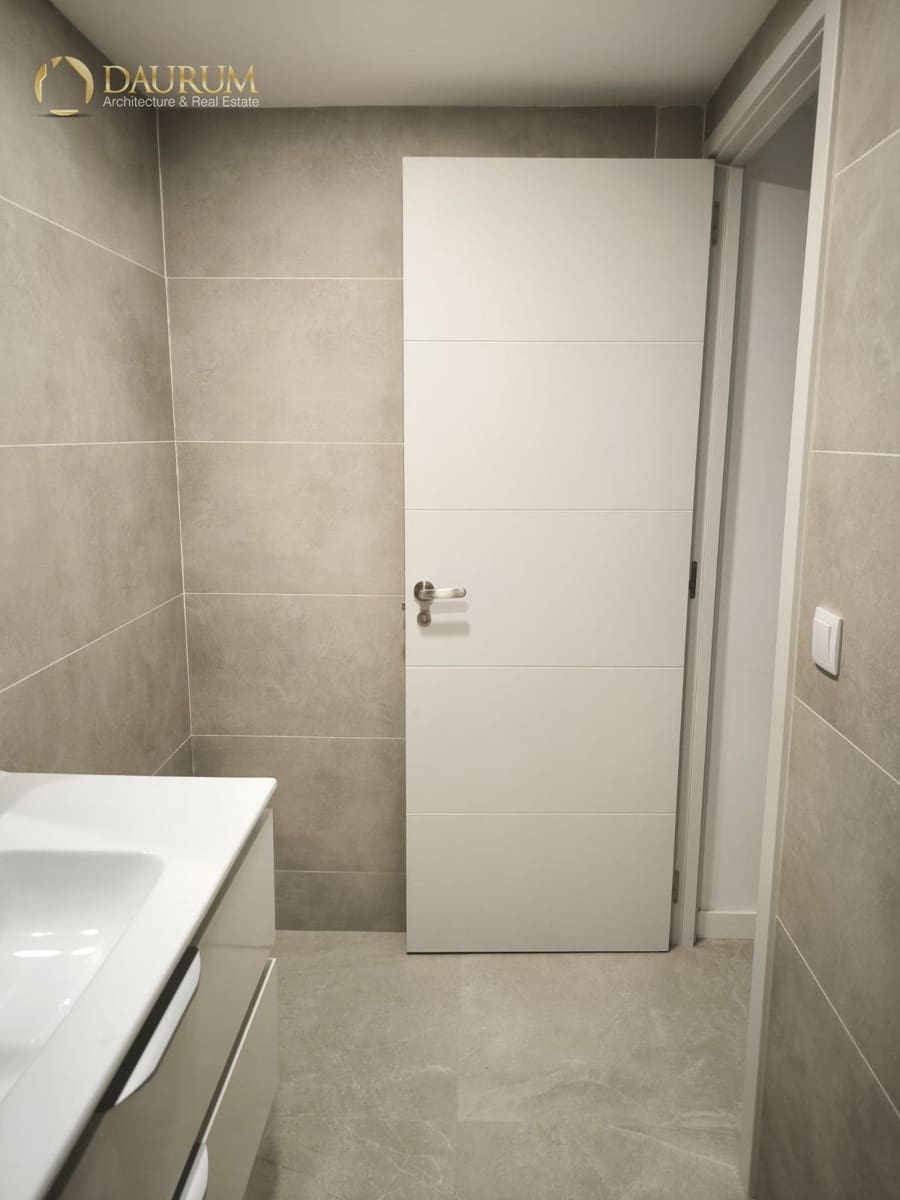 1 slaapkamer Penthouse te koop in Alicante stad - € 163.000 (Ref: 10014743)