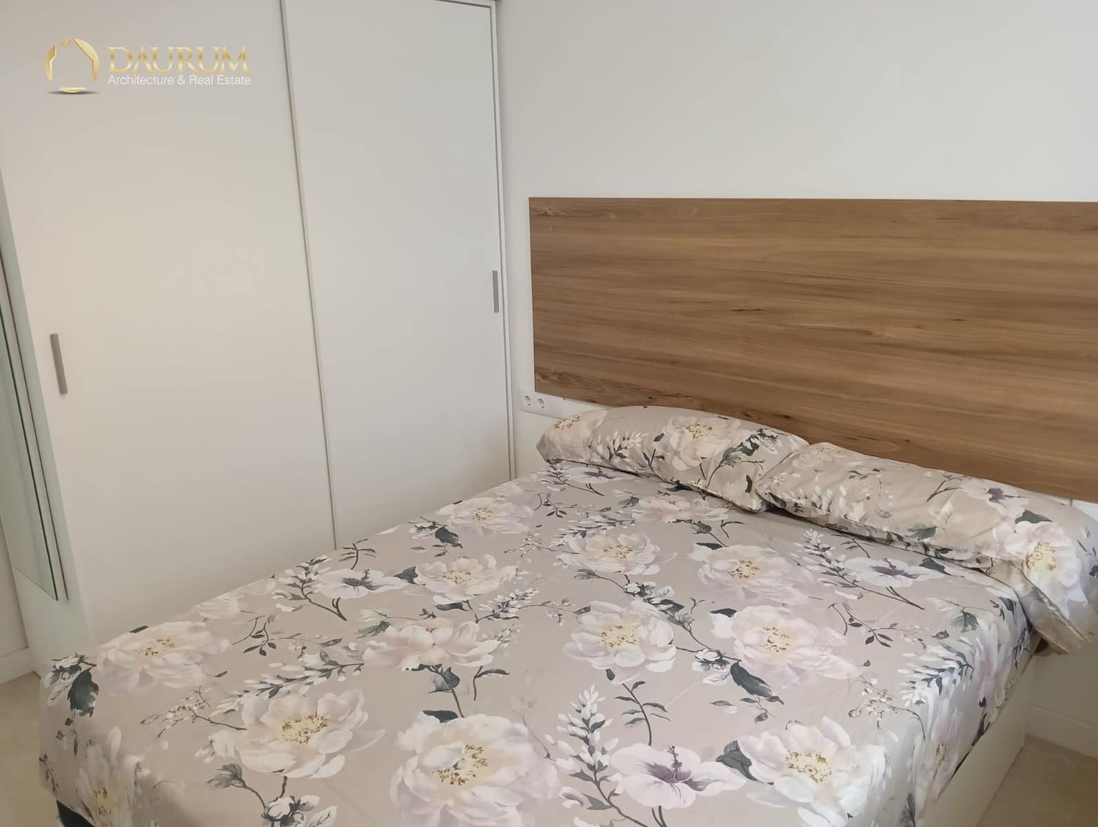 1 slaapkamer Penthouse te koop in Alicante stad - € 163.000 (Ref: 10014743)