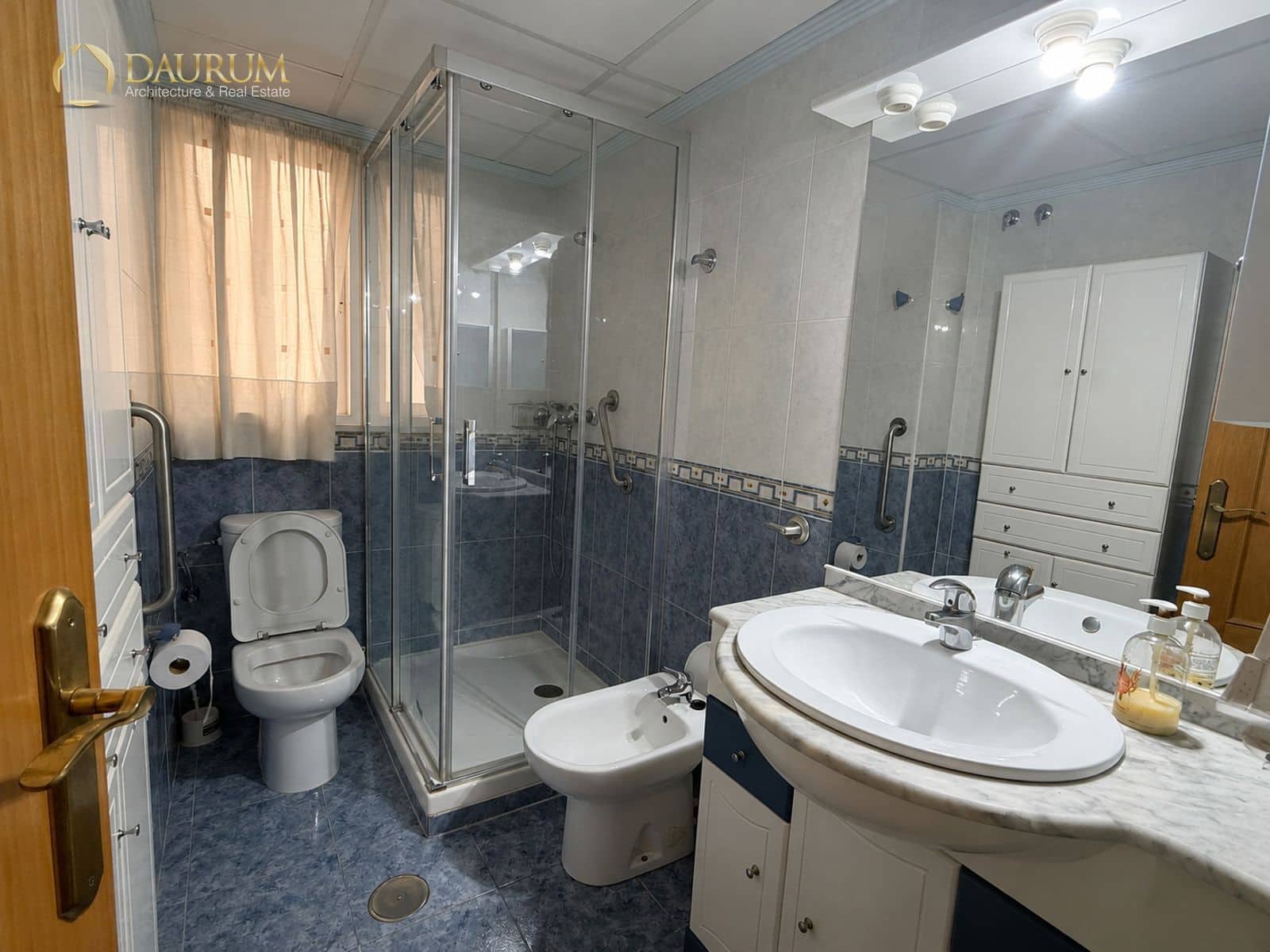 3 sovrum Lägenhet till salu i Alicante stad med garage - 335 000 € (Ref: 10016327)