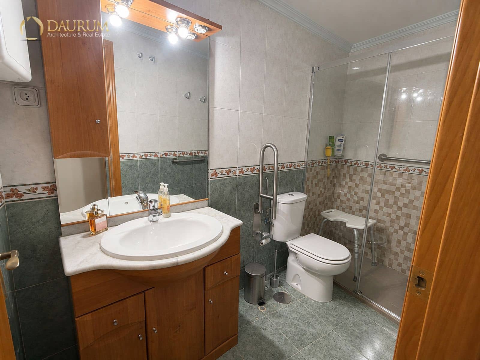 3 sovrum Lägenhet till salu i Alicante stad med garage - 335 000 € (Ref: 10016327)