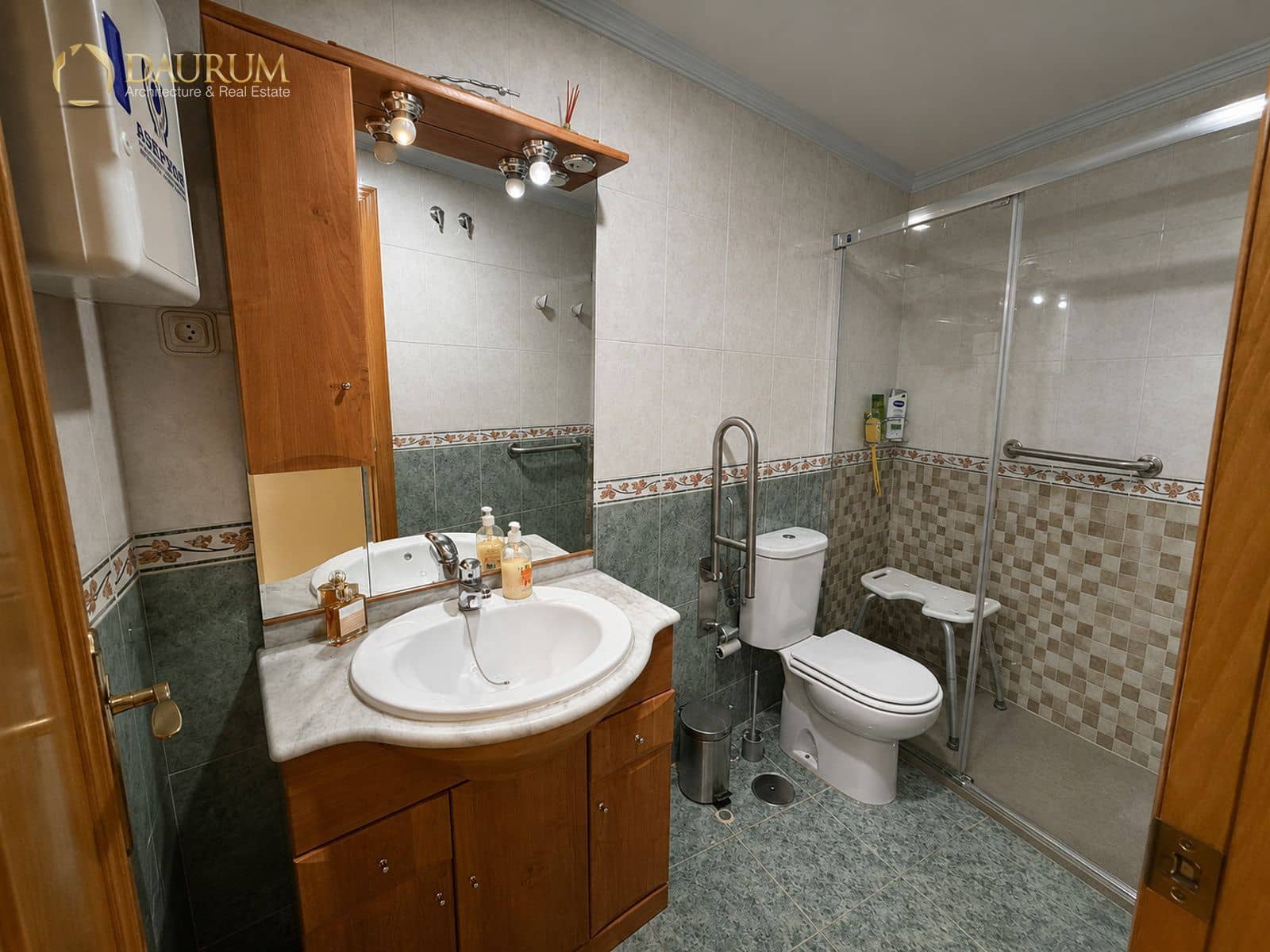 3 sovrum Lägenhet till salu i Alicante stad med garage - 335 000 € (Ref: 10016327)