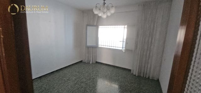 Piso de 4 habitaciones en San Vicente / Sant Vicent del Raspeig en venta - 240.000 € (Ref: 10016597)