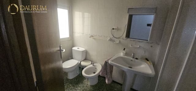 Piso de 4 habitaciones en San Vicente / Sant Vicent del Raspeig en venta - 240.000 € (Ref: 10016597)